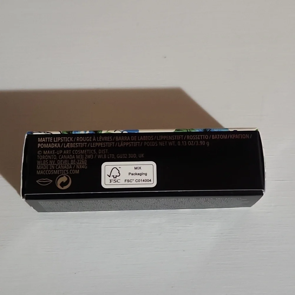 MAC Cosmetics brand new